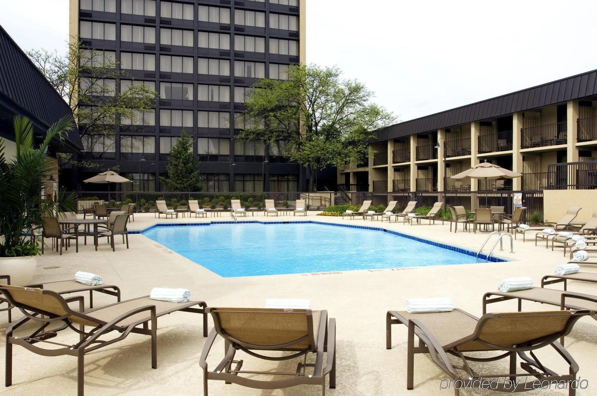Delta Hotels By Marriott Cincinnati شارونفيل المرافق الصورة